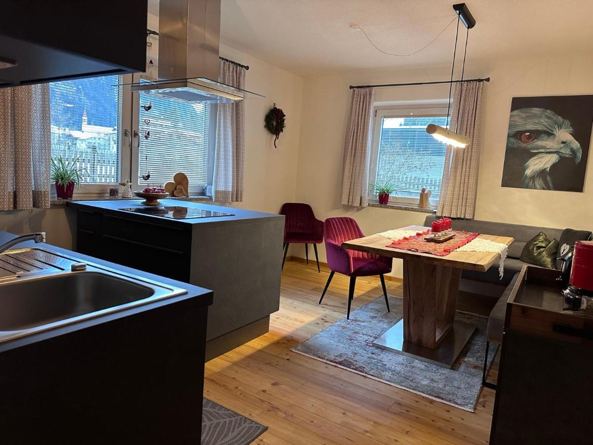 מאיירהופן Kallis Appartement מראה חיצוני תמונה